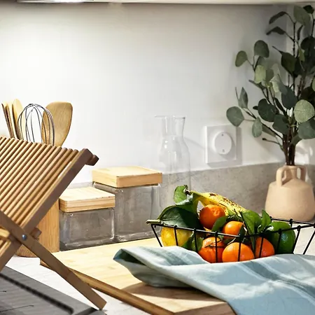 Apartment Cosy Et Climatise Au Palais Riviera Vieux